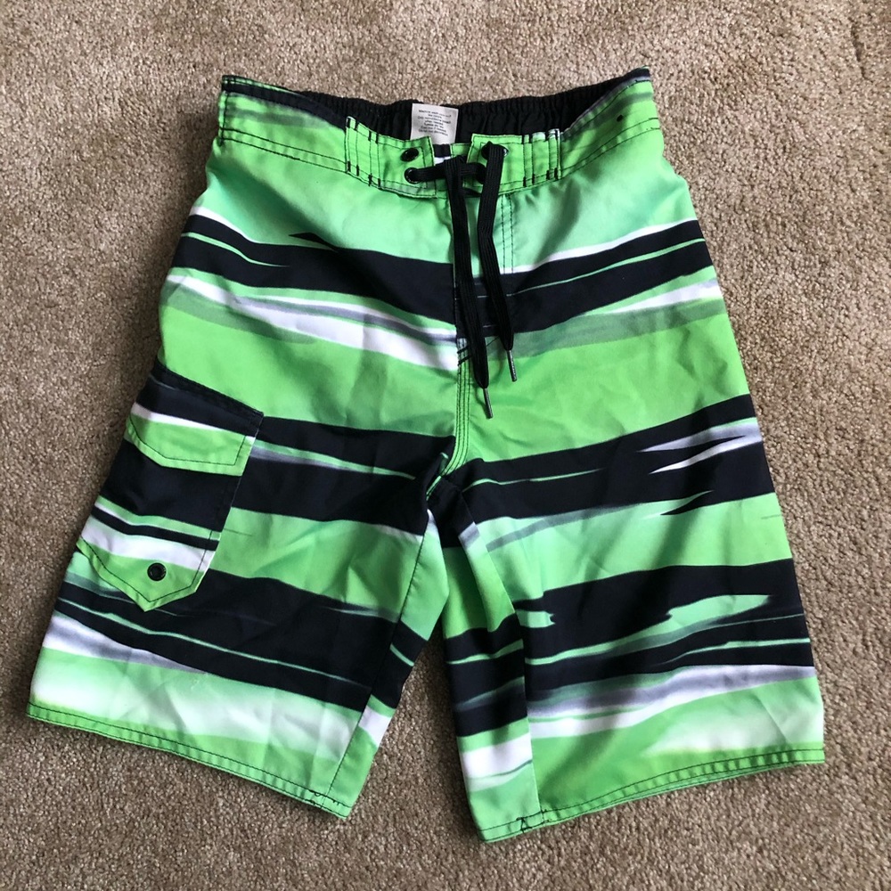 Size small swim trunks EUC.